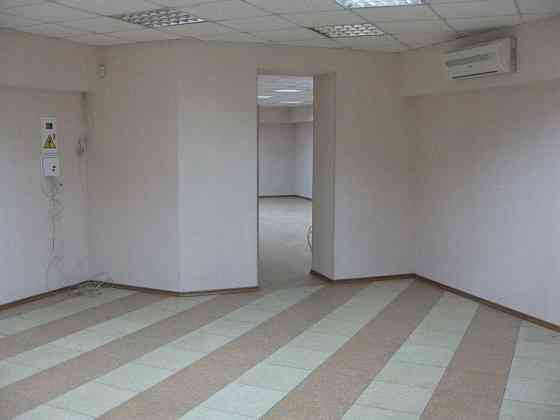 Оренда приміщення вільного призначення на улица Драгоманова, д.17 приміщень - 2, поверх - cokol/17 Киев