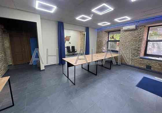 Оренда Будинок 3-кімнатний на Саксаганського вул., 43 Киев