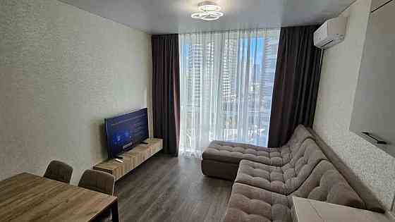 Оренда Квартира 2-кімнатна, 11/26 поверх на Дніпровська набережна, 15Д Київ