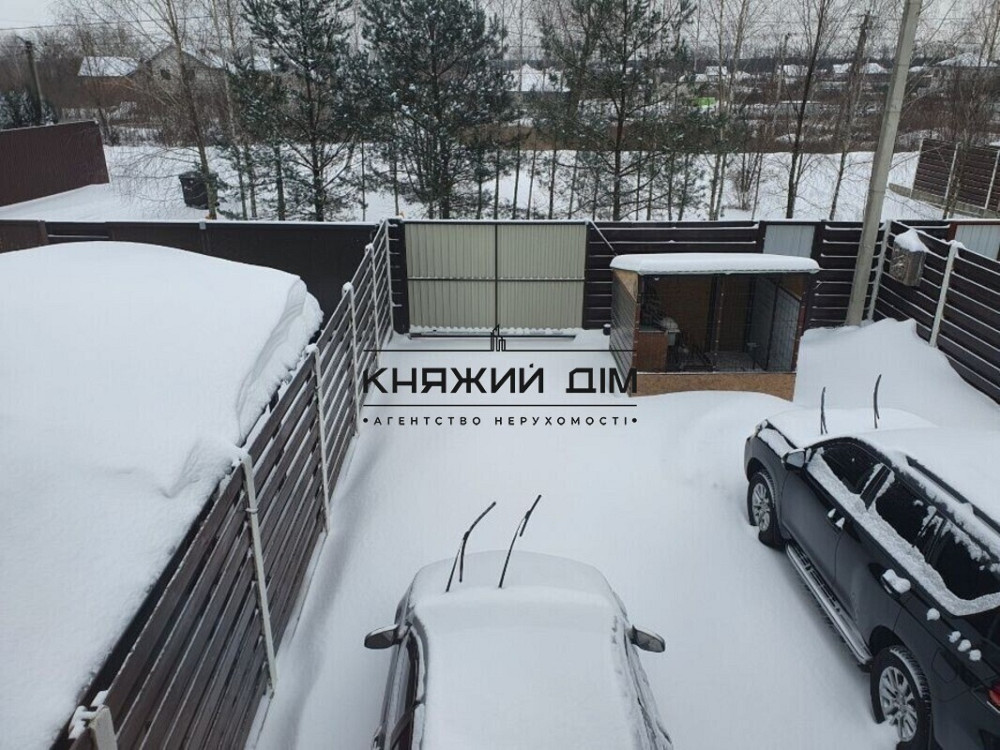 БЕЗ КОМИССИИ!!! Продажа отличного 3-х уровневого таунхауса в с. Новое. № 2211350 Нове - фото 19