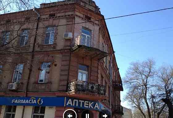 Продам 4-комн. квартиру, Малая Арнаутская  / Белинского, 3/3 эт., исторический центр города Одесса