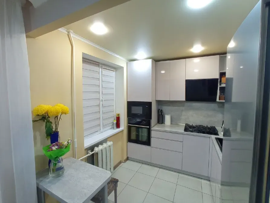 Продаж 2к Квартира 56.8 кв.м Уральська 11 Дніпро - фото 1