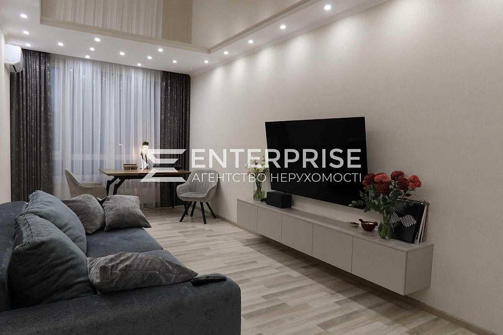 Продаж Квартира 3-кімнатна, 22/25 поверх на вул. Зарічна Київ - фото 2