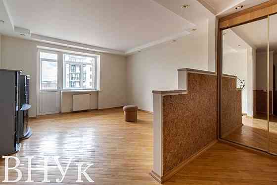 Продаж Квартира 1-кімнатна, 4/5 поверх на вул. Роксоляни Львов