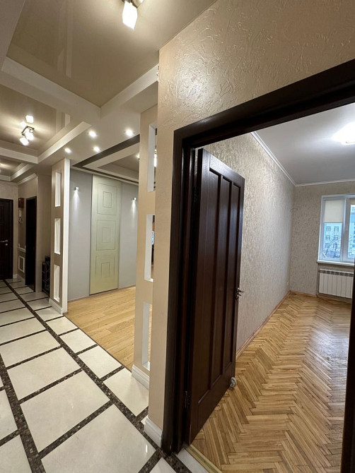 Продаж Квартира 3-кімнатна, 5/5 поверх на Уманська вул., д. 29 Київ - фото 4