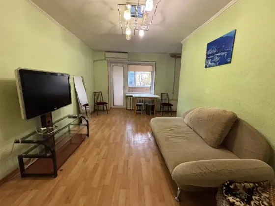 For rent 3-room Apartment 58 sq.m Сичеславская Набережная Dnipro