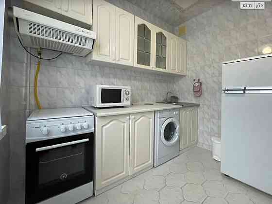 Оренда Квартира 2-кімнатна, 10/10 поверх на Петра Григоренка, 7В Kiev