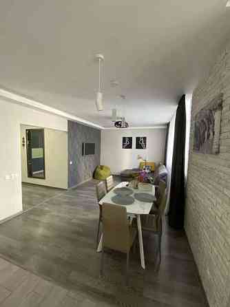 Оренда Квартира 3-кімнатна, 7/25 поверх на ул. Елены Пчилки Kiev