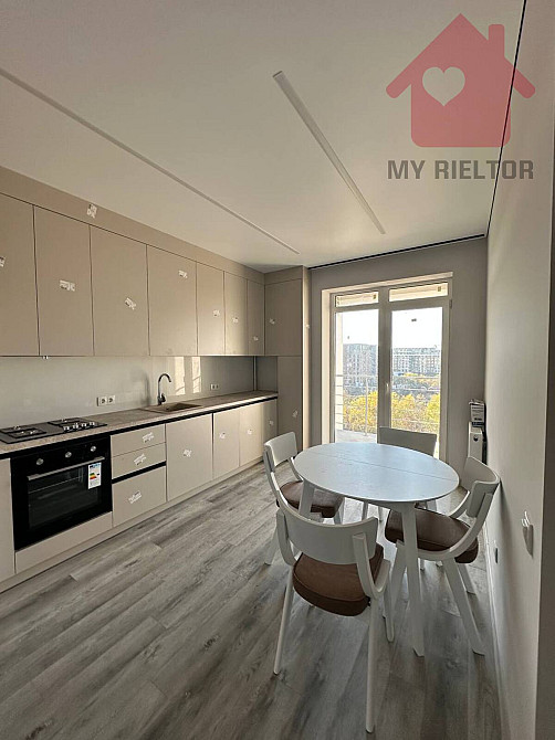 Продаж двокімнатної квартири по вул.Богомольця Ужгород - фото 2