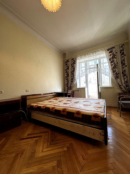 Продаж Квартира 2-кімнатна, 3/5 поверх на Ковніра Степана вул., д. 3 Київ - фото 1