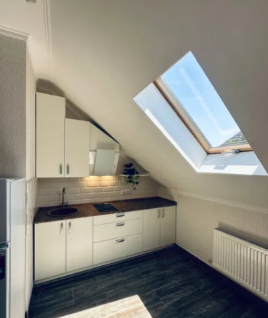 !-но комнатная квартира в самом центре села Нерубайское. Нерубайське