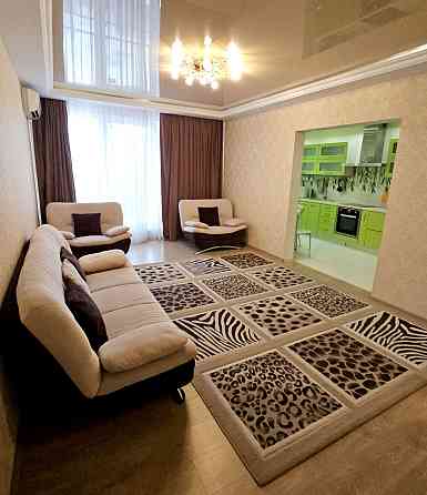 Продаж Квартира 3-кімнатна, 2/16 поверх на 8 Марта ул. Дніпро