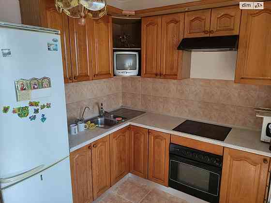 Продаж Квартира 2-кімнатна, 15/17 поверх на Лісківська вул., д. 18А Kiev