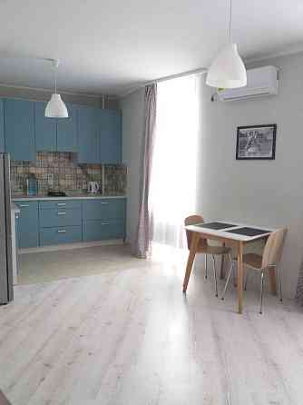 Оренда Квартира 1-кімнатна, 3/10 поверх на вул.Алімпія Галика, 75 Kiev