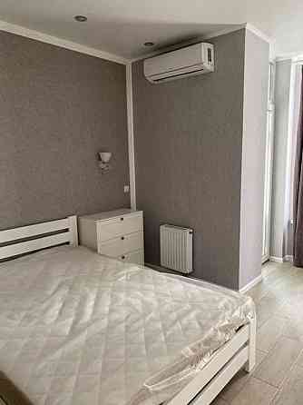 Оренда Квартира 1-кімнатна, 2/26 поверх на Каховська, 62а Киев