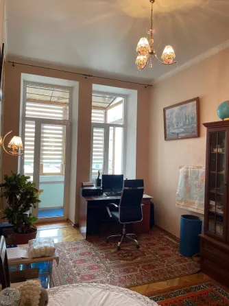 Продаж 5к Квартира 175 кв.м ул. Кузнечная Одеса