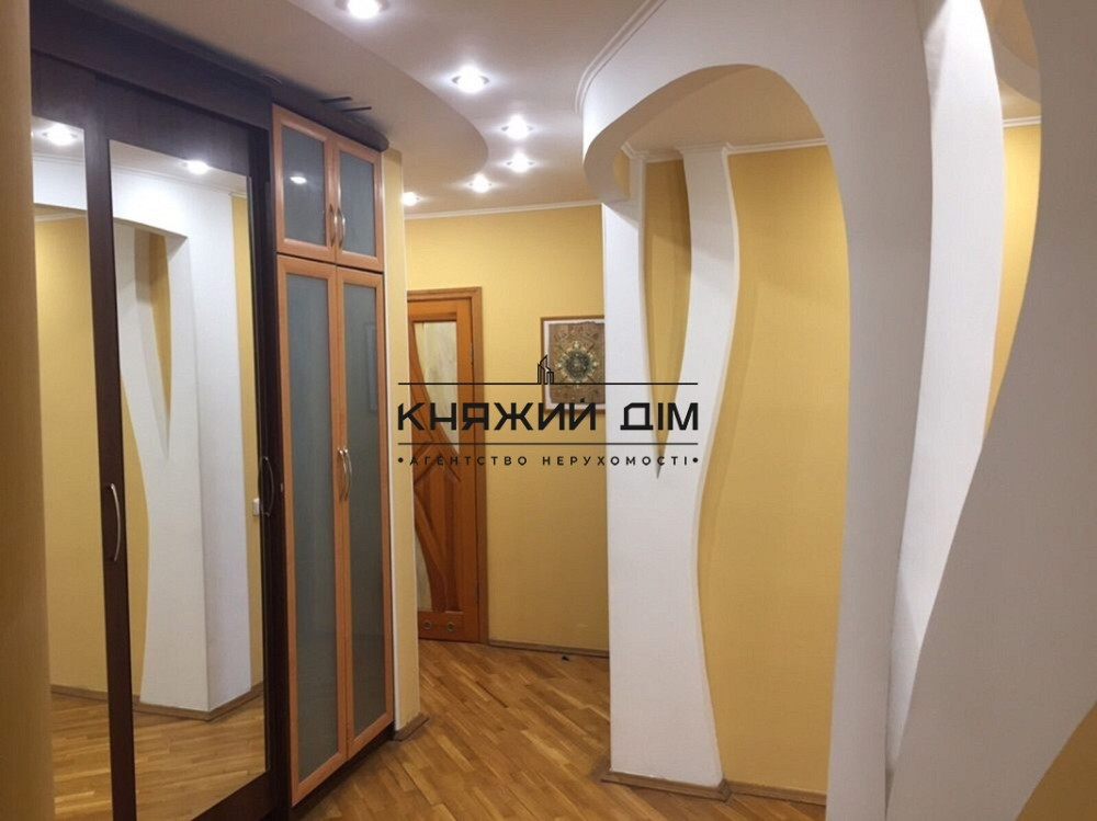 Оренда Квартира 3-кімнатна, 10/21 поверх на Святошинская пл. Київ - фото 2