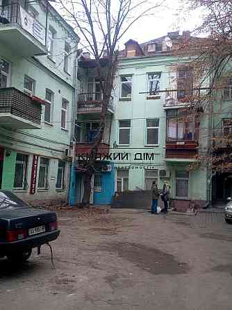 Оренда Квартира 2-кімнатна, 3/3 поверх на Межигорская ул. Київ