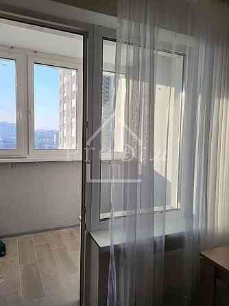 Оренда Квартира 1-кімнатна, 18/25 поверх на Коноплянська вул., 22а Киев