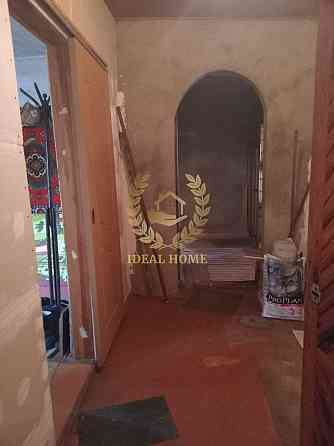 Продам будинок з великою земельною ділянкою в с.Заруддя 