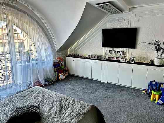 Продаж Квартира 2-кімнатна, 5/5 поверх на вул. Павла Тичини Зимна Вода