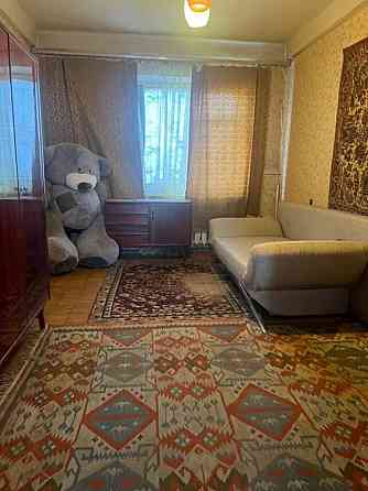 Оренда Квартира 2-кімнатна, 5/5 поверх на Чорних Запорожців, 8В Киев