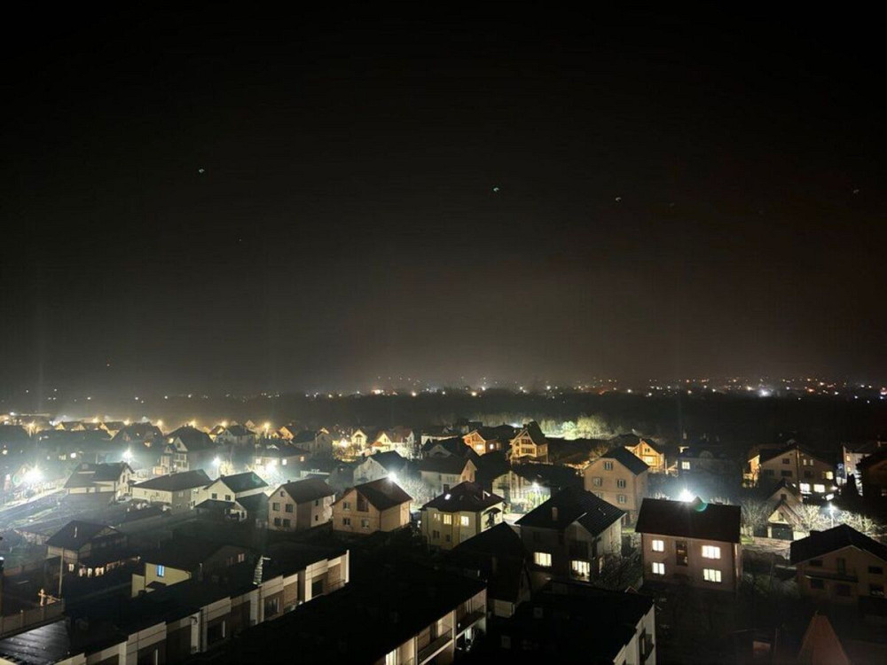 Продаж Квартира 4-кімнатна, 10/11 поверх на вул. Івасюка В. Івано-Франківськ - фото 2