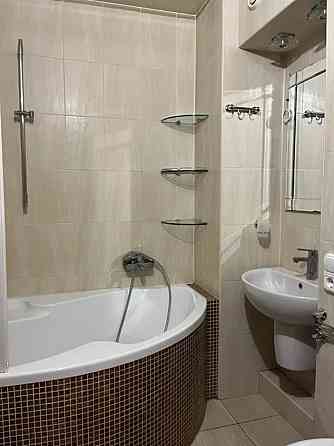 Оренда Квартира 1-кімнатна, 14/16 поверх на Сосницька, 19 Kiev