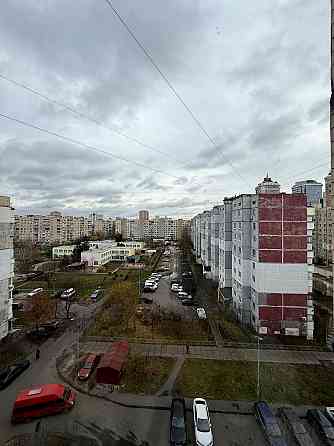 Продаж Квартира 3-кімнатна, 8/9 поверх на Гайдай Зої вул., д. 2 Kiev