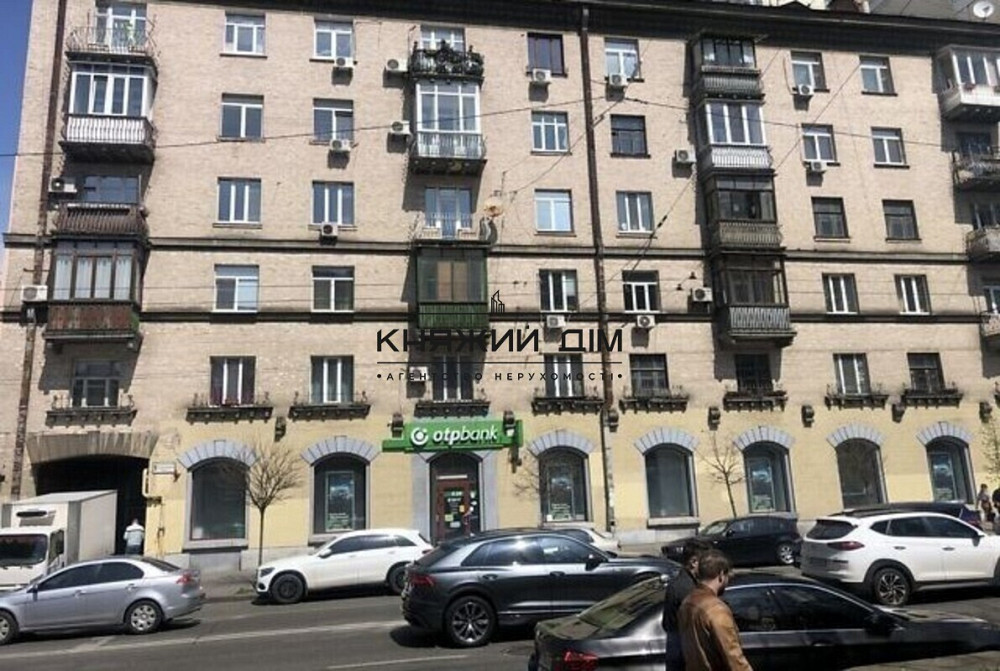 Продаж роздільної 2-х к. квартири в центрі Києва Лукьянівка. №21144558 Київ - фото 1