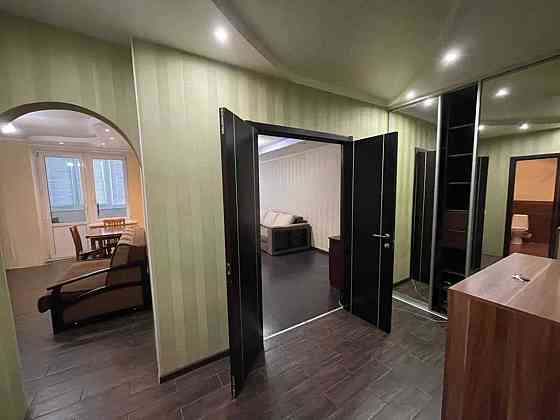 Оренда Квартира 1-кімнатна, 11/18 поверх на ул. Михаила Драгоманова Київ