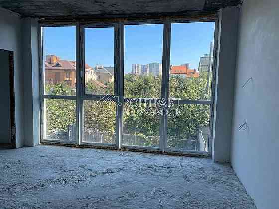 Продаж Будинок 5-кімнатний на вул. Алупкінська Kharkiv