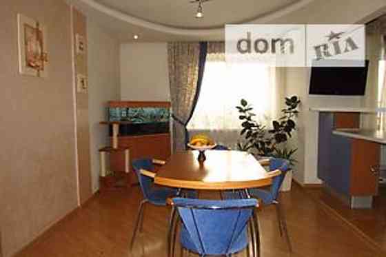 Продаж Квартира 4-кімнатна, 5/6 поверх на Стрілецька Вінниця