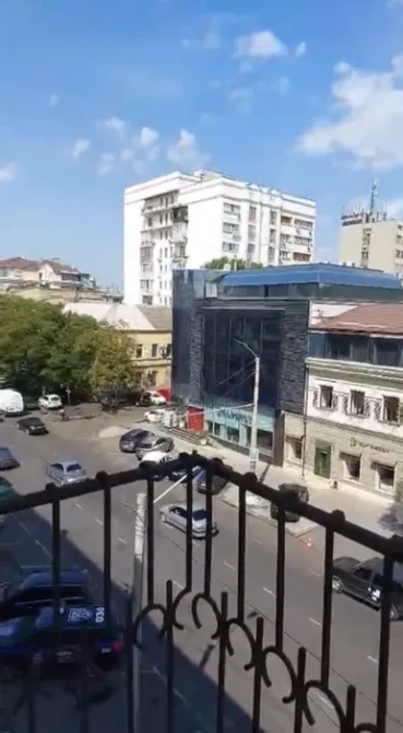 2-х комнатная квартира в центре города с чердачным помещением Одеса - фото 1