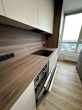 Продаж Квартира 3-кімнатна, 19/25 поверх на Європейського Союзу вул., д. 41А Київ