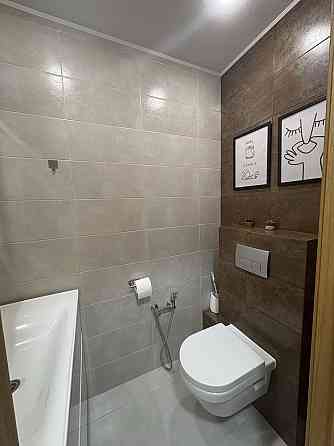 Продаж Квартира 3-кімнатна, 8/17 поверх на Вацлава Гавела вул., д. 28 Київ