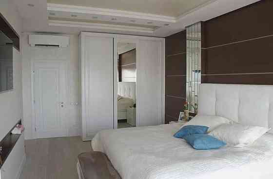 Продаж Квартира 3-кімнатна, 23/25 поверх на Французський бульвар, 60б Одесса