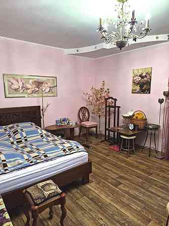 Двухкомнатная квартира на Тополевой Одеса