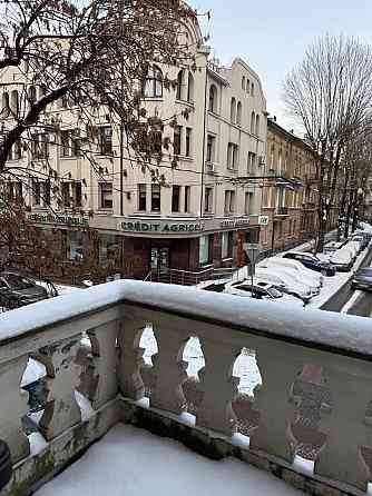 Оренда Квартира 2-кімнатна, 2/3 поверх на вул. Пекарська Львів