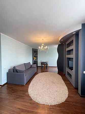 Продаж Квартира 2-кімнатна, 22/22 поверх на Володимира Івасюка вул., д. 53-Б Київ