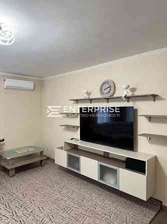 Продаж Квартира 2-кімнатна, 11/32 поверх на вул. Олевська Kiev