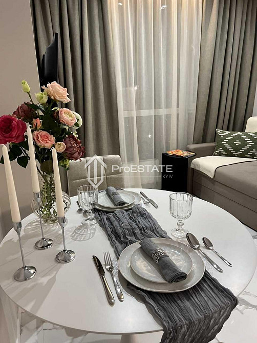 Продаж Квартира 1-кімнатна, 23/25 поверх на вул. Ревуцького Київ - фото 1