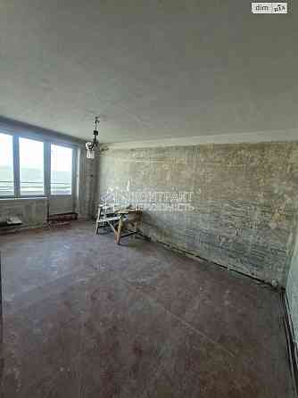 Продаж Квартира 2-кімнатна, 8/12 поверх на вул. Салтівське Харків