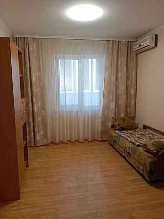 Оренда Квартира 1-кімнатна, 13/16 поверх на вул. А.Ахматової, 21 Київ