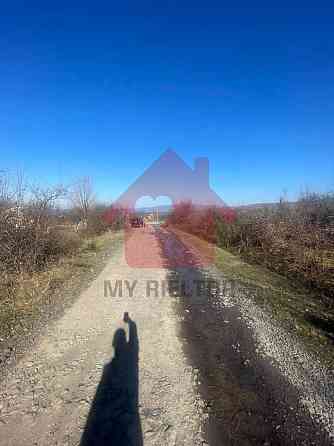 Продаж земельної ділянки 10 соток Ярок