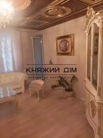 Продаж 2 км. квартири ЖК Пакровський 12/14 вул. О.Конинського (Тургенівська) код 21146672 Київ