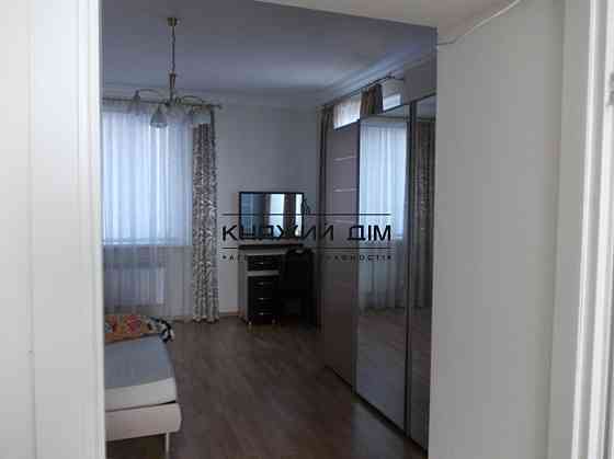 Продажа 3-х этажного дома на Осокорках. № 2211540 Киев