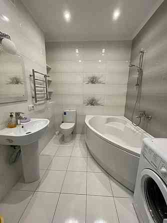 Оренда Квартира 2-кімнатна, 18/26 поверх на А. Ахматової, 22 Київ