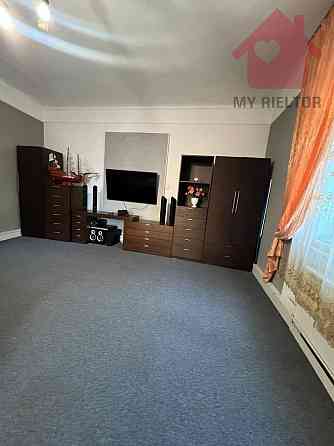 Продаж трикімнатної квартири пл.Корятовича. Uzhhorod