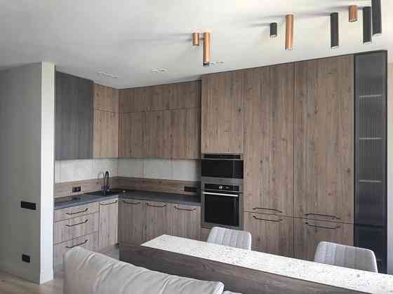 Оренда Квартира 1-кімнатна, 20/25 поверх на ул. Заречная Київ